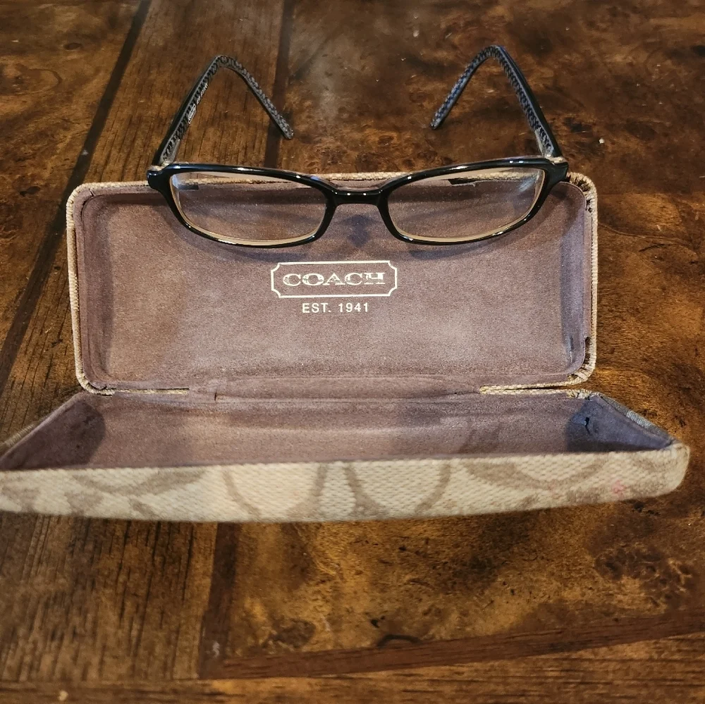 Coach Hillary Eyeglasses Signature 